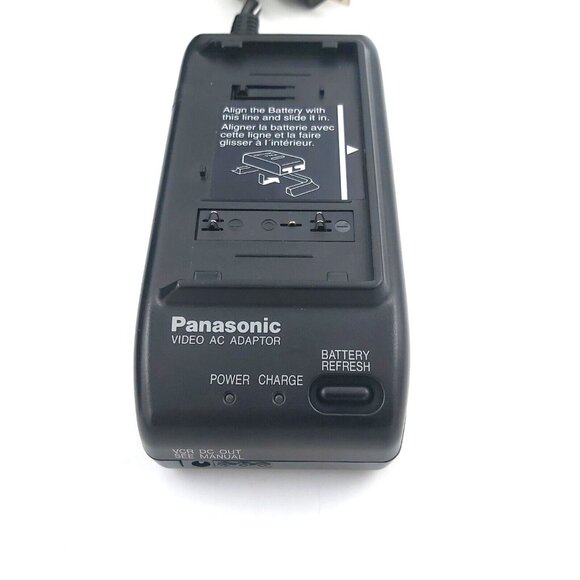 Panasonic Palmcorder Model PV-A228D 23x Zoom-Leather Bag-Battery-Tapes - Picture 7 of 14